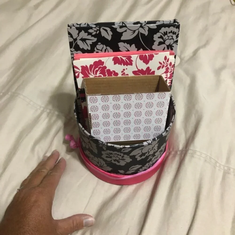 Floral Stationery Set with Pen